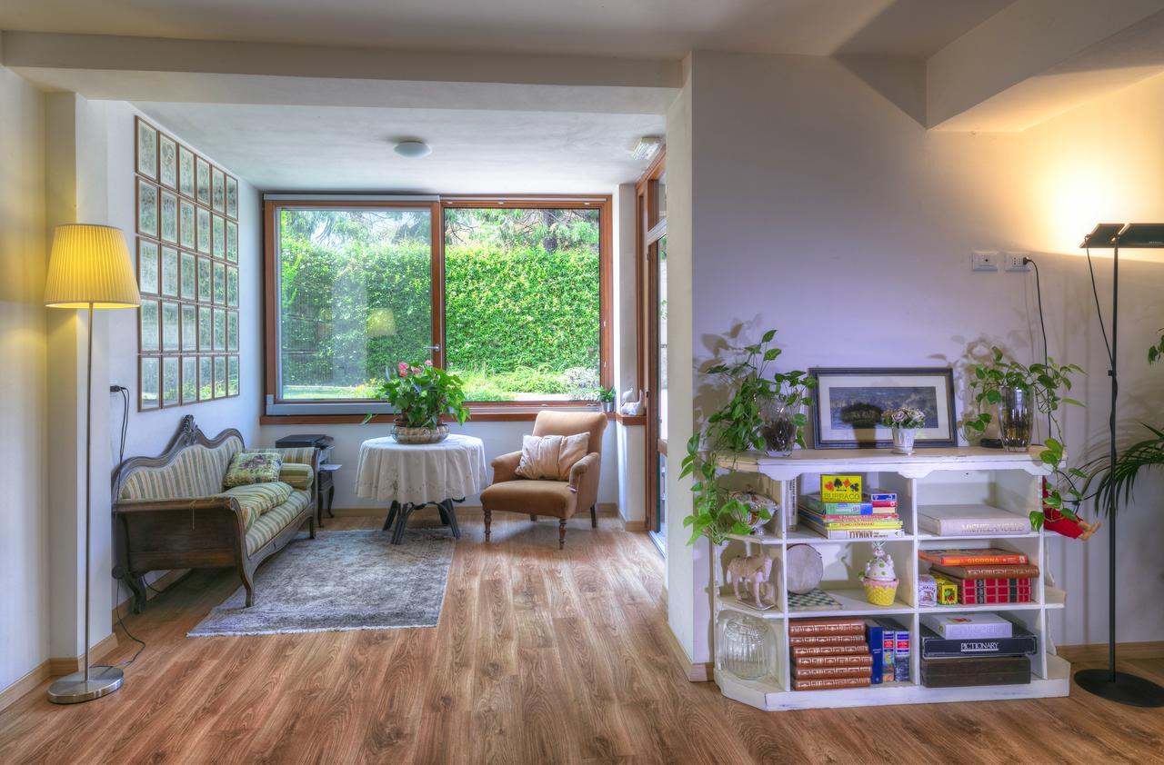 Rita'S Garden Bed & Breakfast San Vittore Olona Екстериор снимка