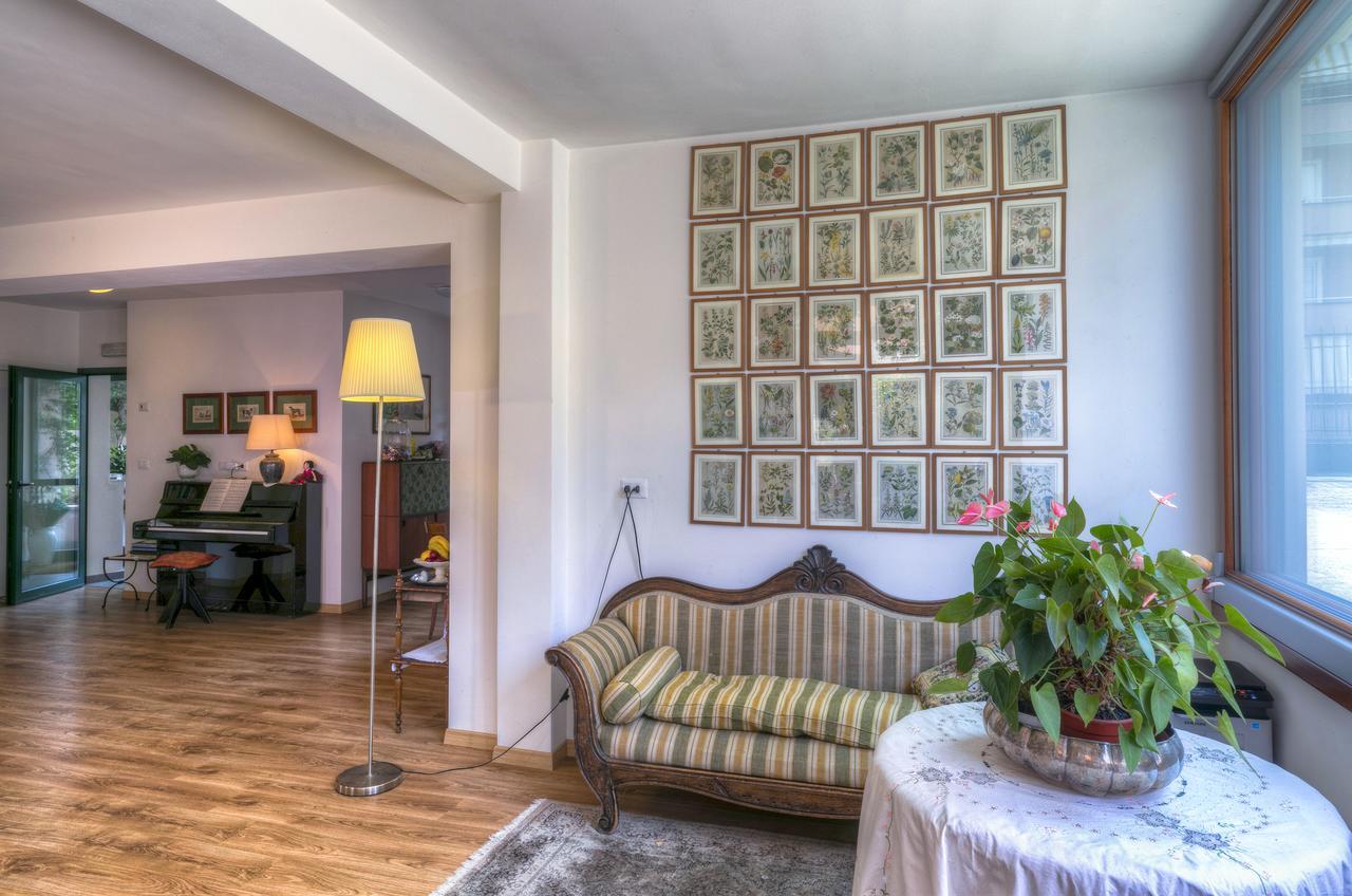 Rita'S Garden Bed & Breakfast San Vittore Olona Екстериор снимка